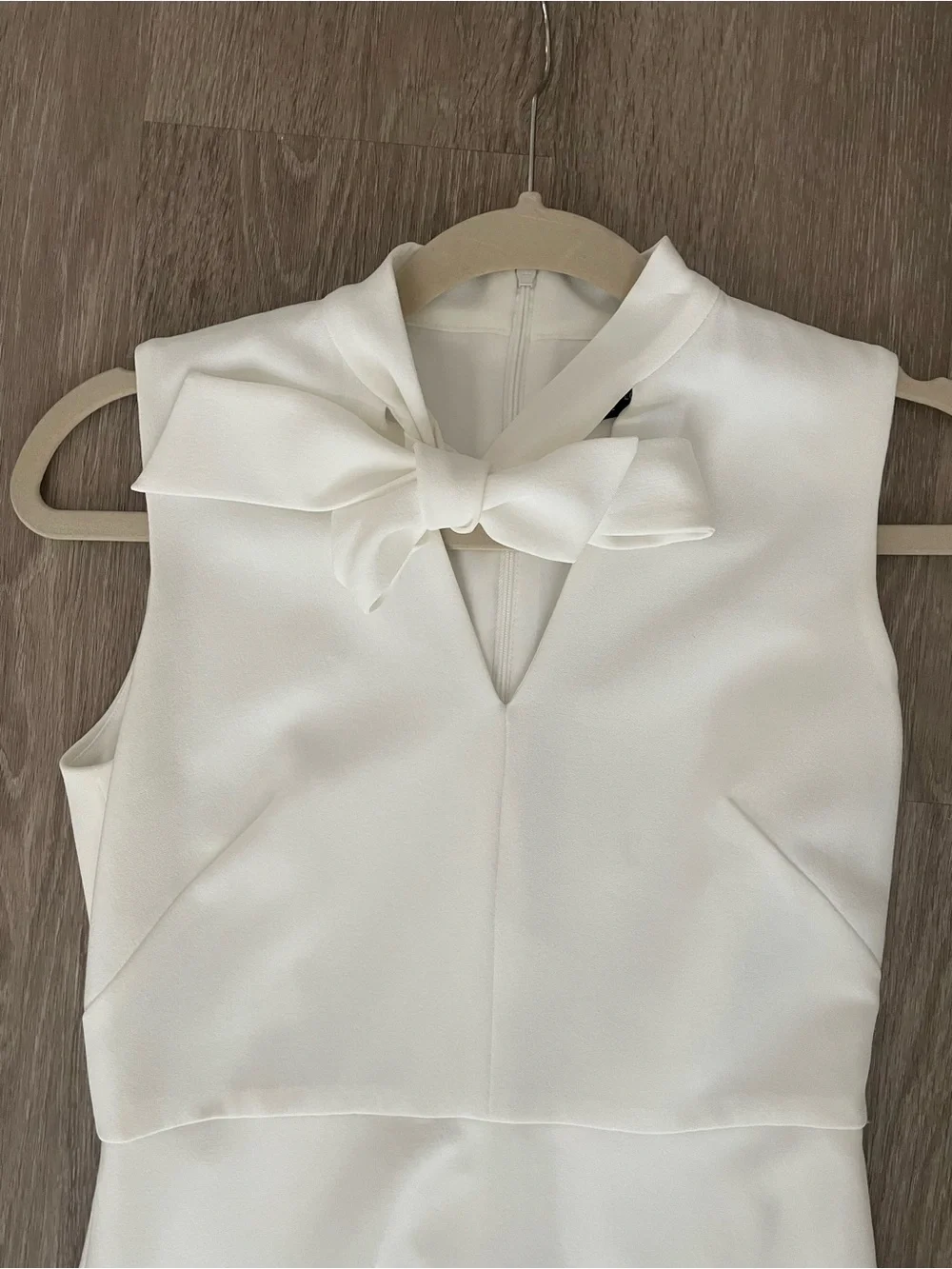 Maggy London White Sleeveless Bow Neck Fit-and-Flare Dress WEDDING/WORK SZ 2P